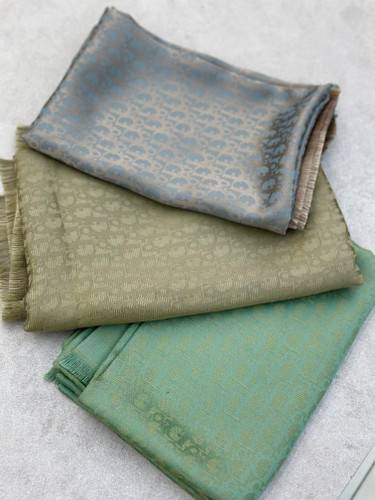 شال ساتن طرح Dior